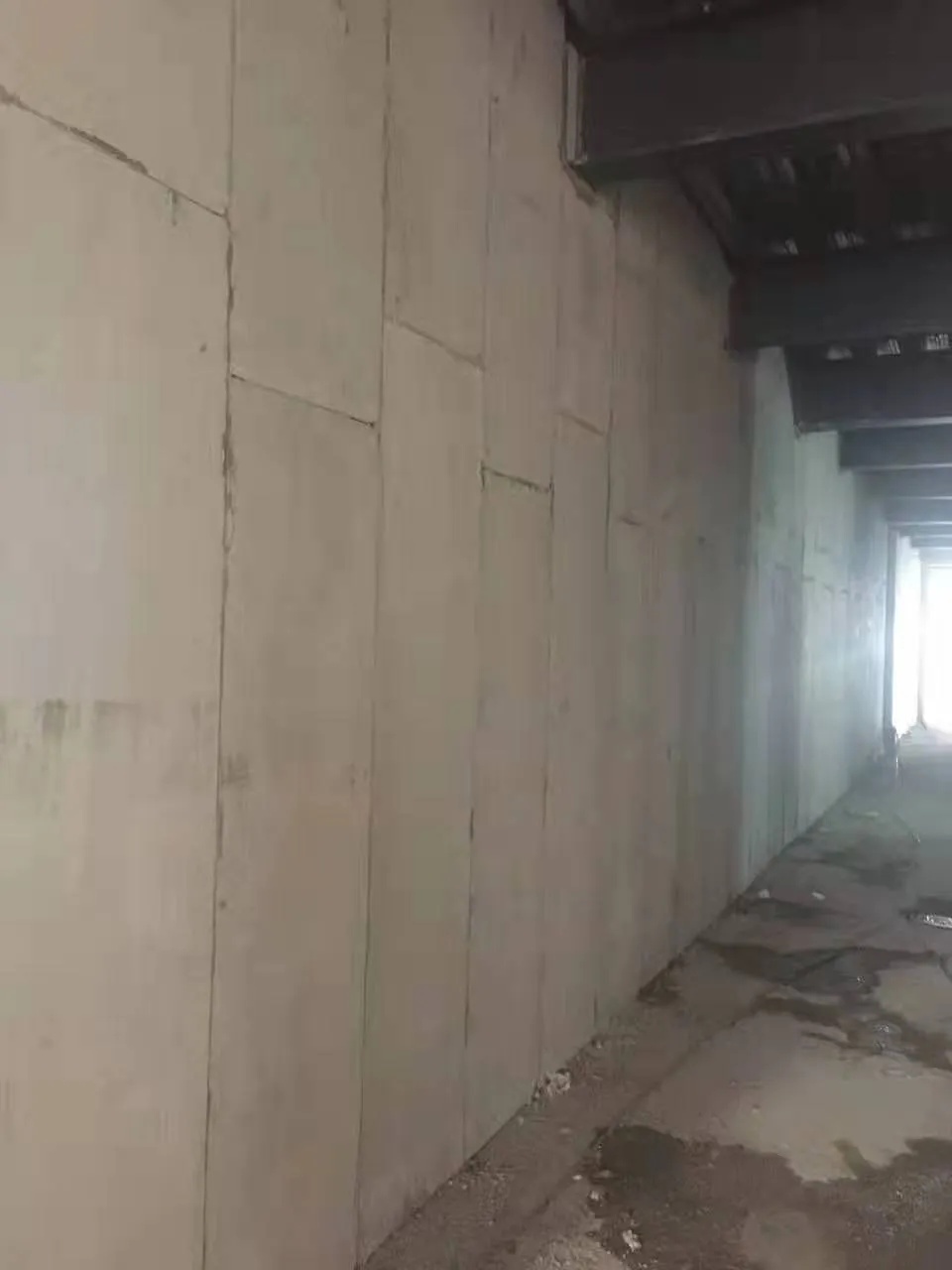 中牟附近隔墻板多少錢？</a>